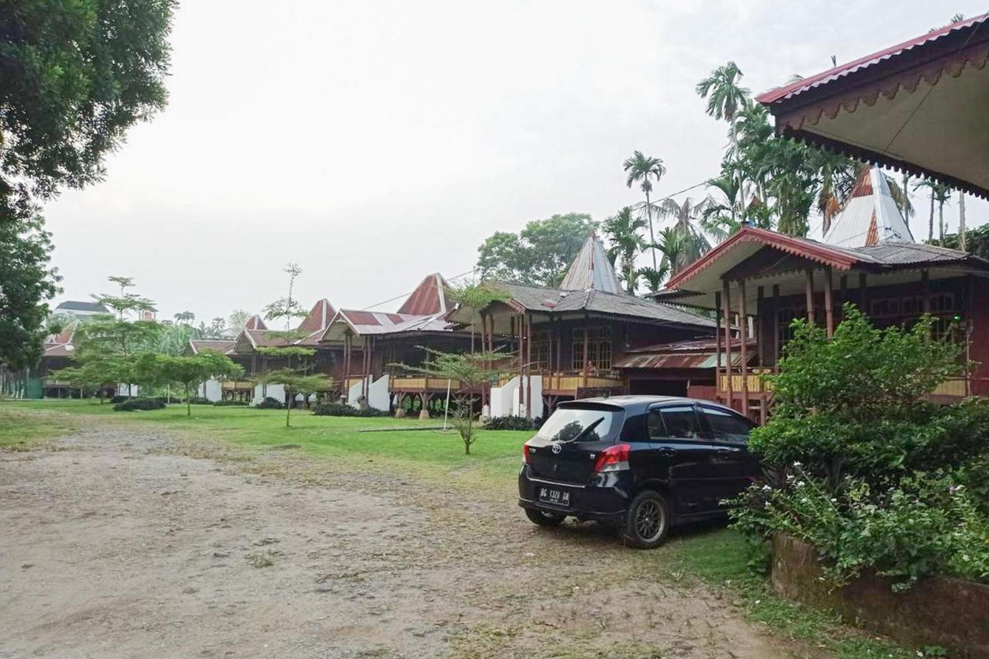 Hotel Pantai Panjang Bengkulu Redpartner 外观 照片